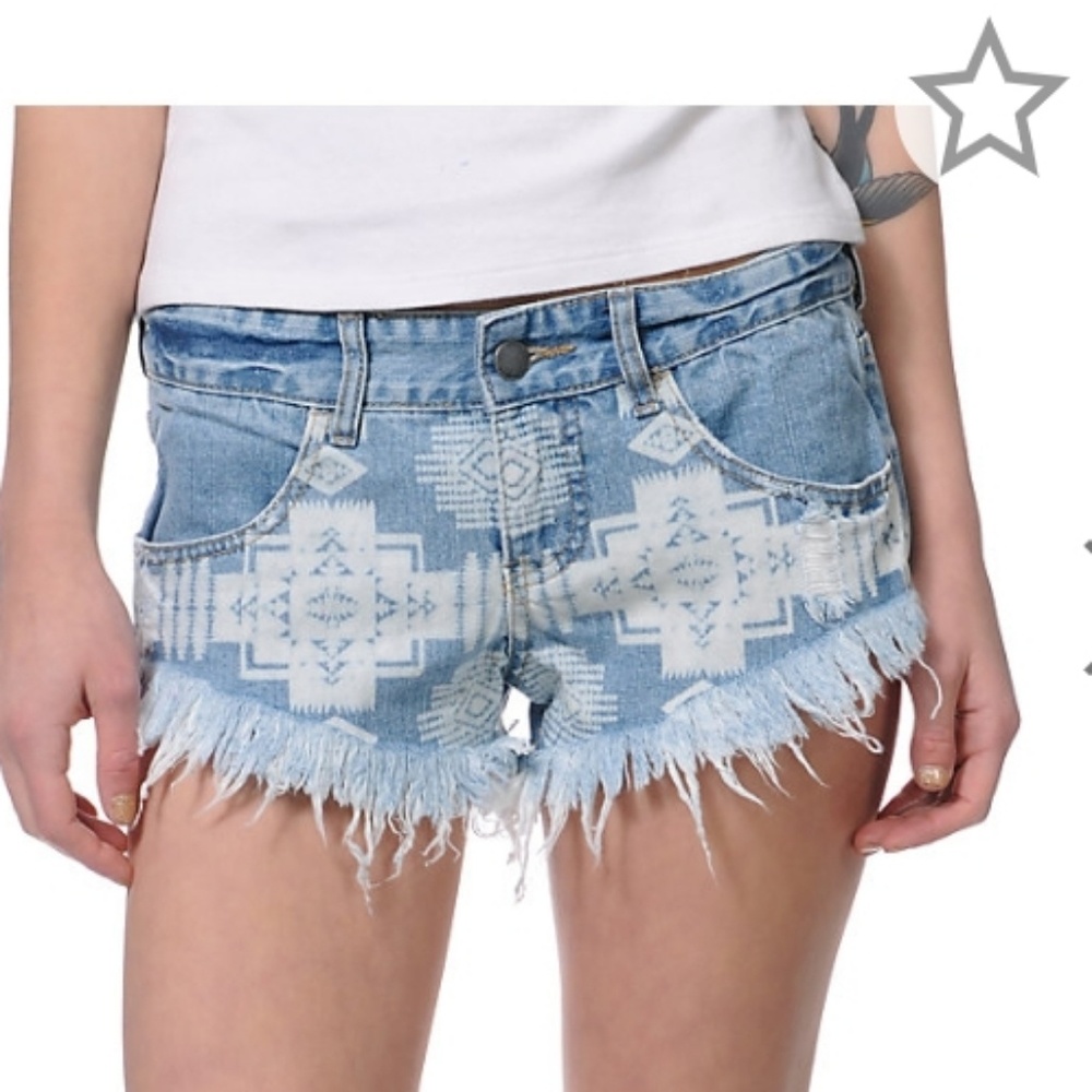 Billabong Laneway 100% Cotton Frayed hem Denim Shorts Size 3